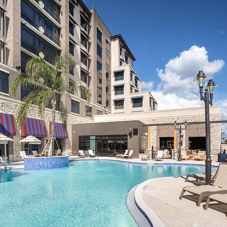 The Brownwood Hotel & Spa Те-Виллиджис Экстерьер фото