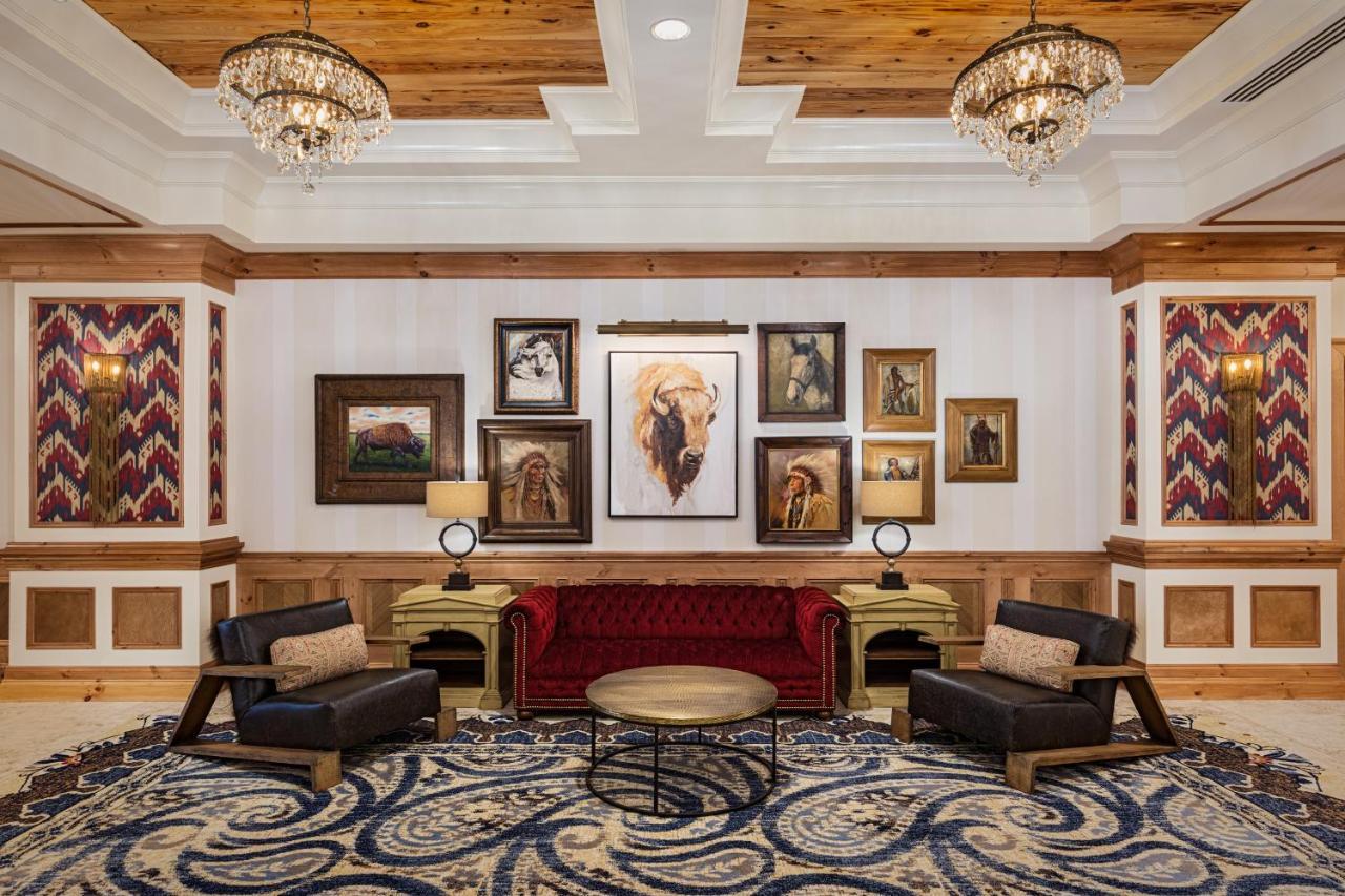 The Brownwood Hotel & Spa Те-Виллиджис Экстерьер фото