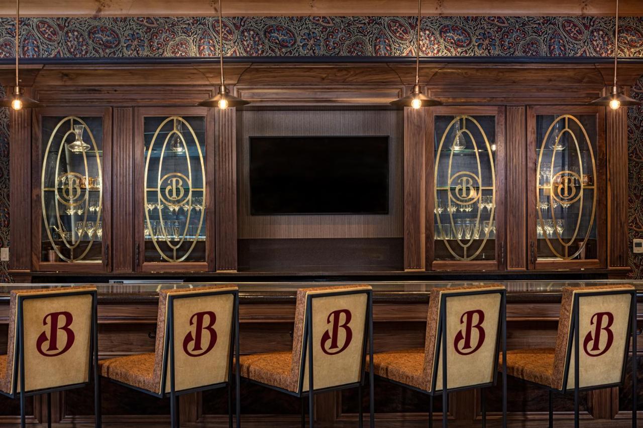 The Brownwood Hotel & Spa Те-Виллиджис Экстерьер фото