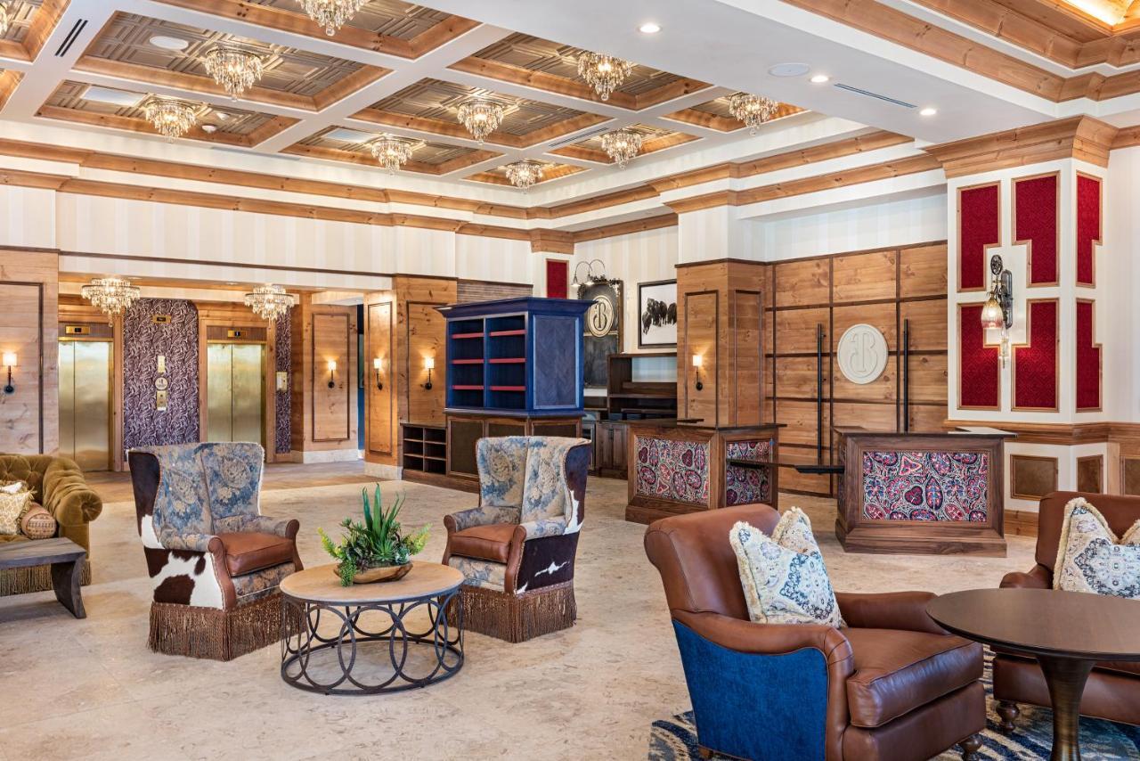 The Brownwood Hotel & Spa Те-Виллиджис Экстерьер фото